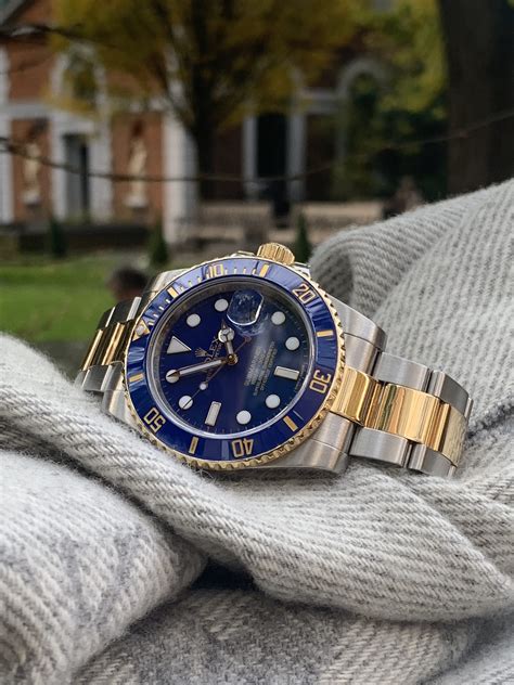 rolex submariner gold bezel.